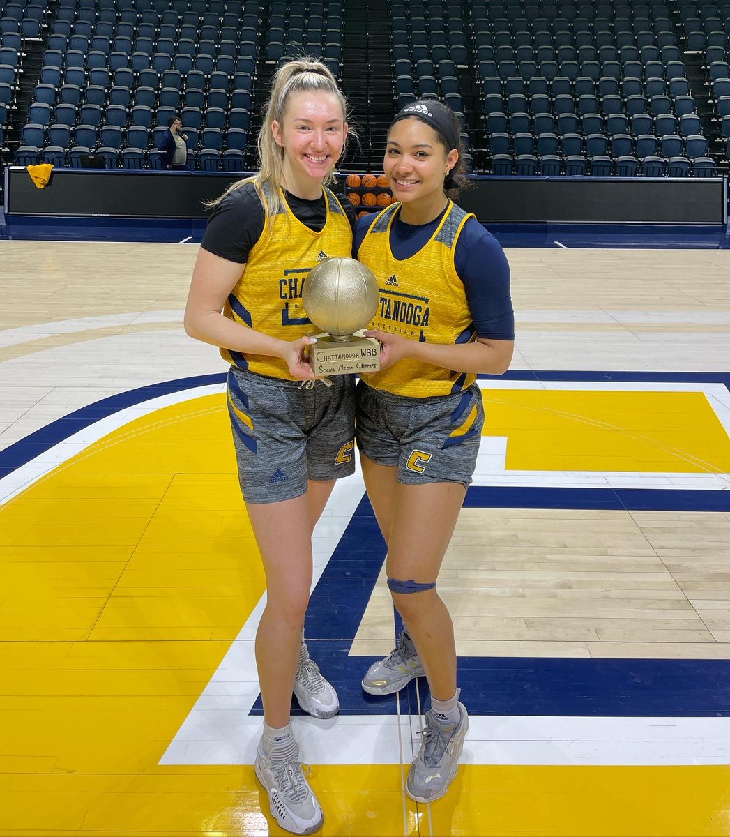 Brittany Johnson (Coach_BrittanyJ) Twitter