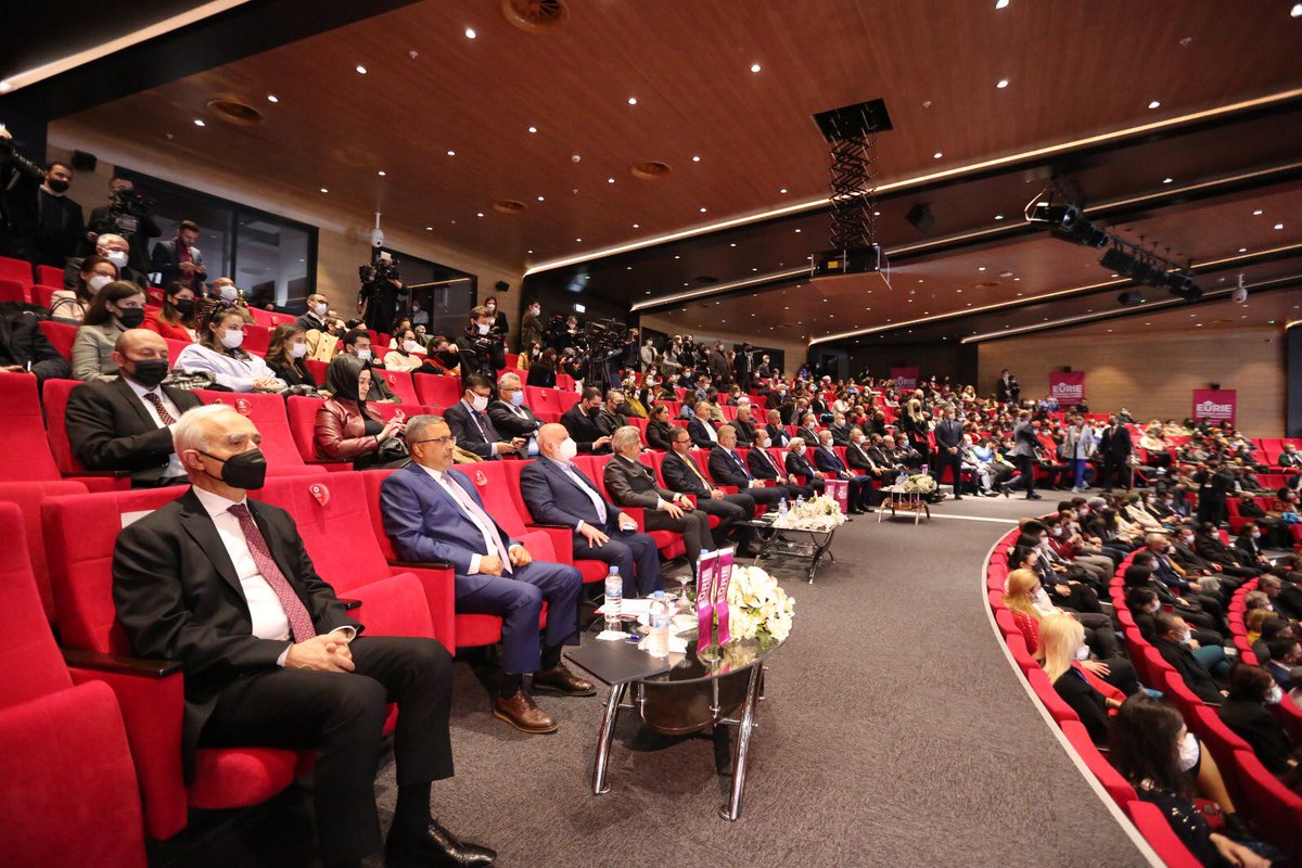 7.Avrasya Yükseköğretim Zirvesi bugün yapılan açılış töreniyle başladı. 

<a href="/drmaydin/">Prof. Dr. Mustafa AYDIN</a> <a href="/IAUKampus/">İstanbul Aydın Üniversitesi</a> <a href="/EURIESUMMIT/">EURIE SUMMIT</a> <a href="/EURIETurkey/">EURIE Turkey</a>