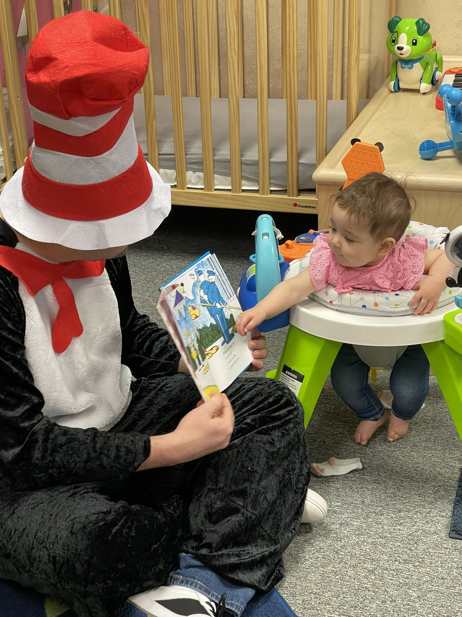 GISDbuccaneers's tweet photo. Story time with Cat in the Hat for Dr. Suess’s birthday! Thank you so much @CoachPullano 🥳 https://t.co/ILX3URh3wB