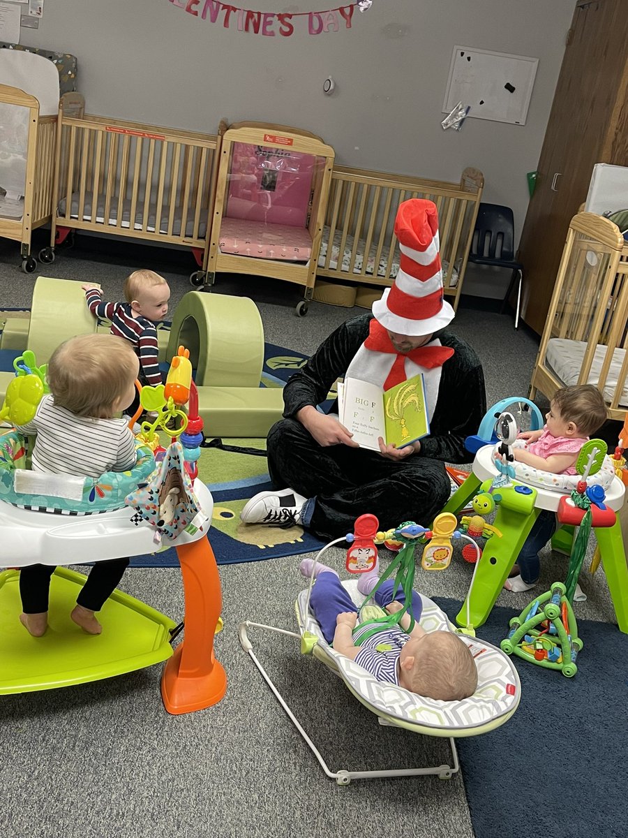 GISDbuccaneers's tweet photo. Story time with Cat in the Hat for Dr. Suess’s birthday! Thank you so much @CoachPullano 🥳 https://t.co/ILX3URh3wB