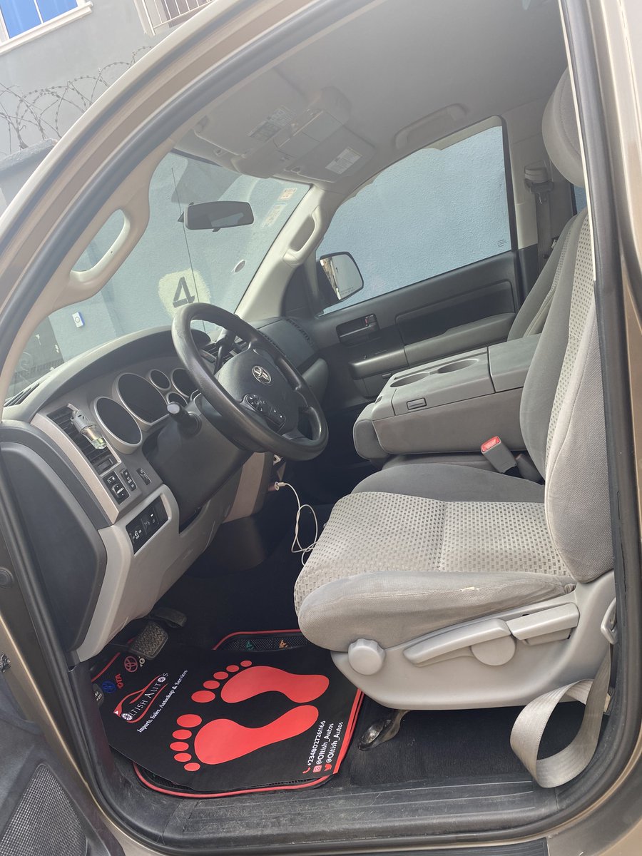 Layqan's tweet photo. My friend is selling his 2013 TUNDRA bought in March, 2020 from the US. Truck is in great condition 👌🏾
Price is at a very good bargain of 7.5M Only 🤌🏾 
Pls RT 🙏🏾 https://t.co/Hhnps3ZFX9