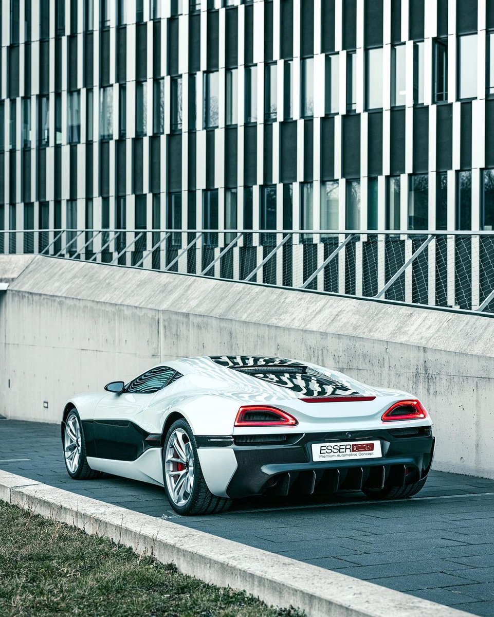 Car_Gallery_'s tweet photo. #Remac Concept_One https://t.co/oJJe9OTgzu