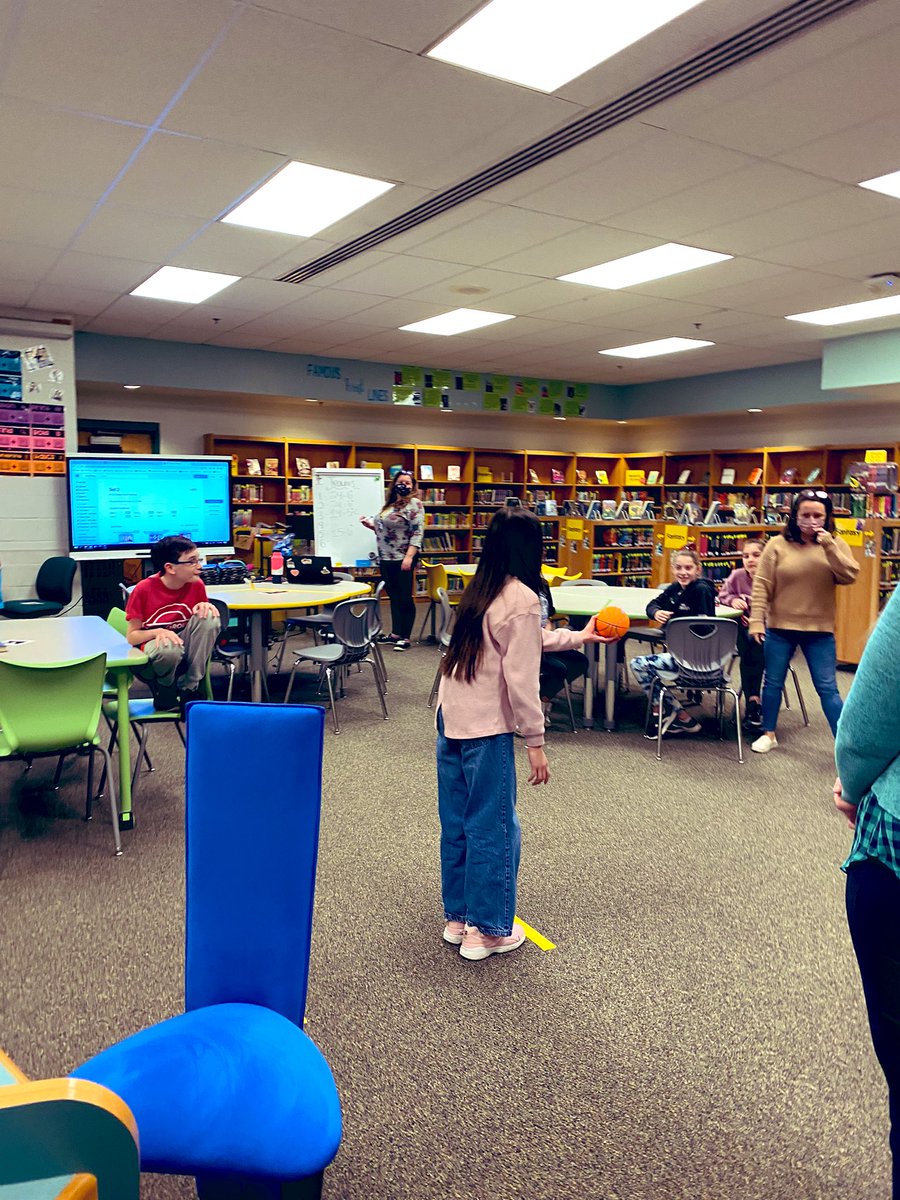 BRMSreads's tweet photo. #ReadAcrossAmerica We are celebrating with a #MarchMadness Tournament of Books! This week 6th graders are learning about the top 16 books with plickers &amp; a game of trashketball 🗑🏀 each week we will narrow the bracket until we find our book of the year! @BullRunMS #PWCSlibraries https://t.co/4UxdYRWn0Q