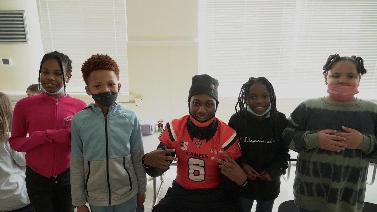 GoCamelsFB's tweet photo. Love spending time at Buies Creek Elementary!!!! 📚🏈🐪

#RollHumps https://t.co/uNulsz7Qah
