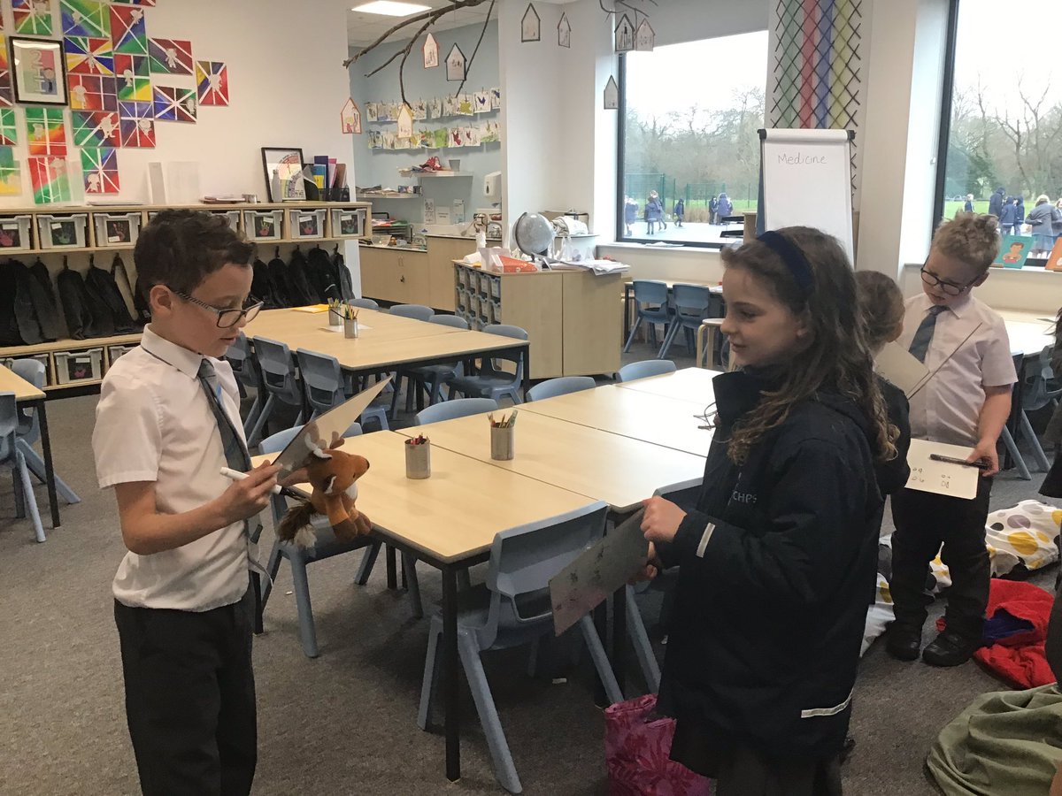 CHPScommons's tweet photo. This week the Ministry of Justice have been discussing and quizzing each other on the ABCDE of Rights! We can’t wait to pass on our knowledge to our peers! #CHPSRightsRespecting #CHPSPupilParliament https://t.co/MOJBNzq2vb