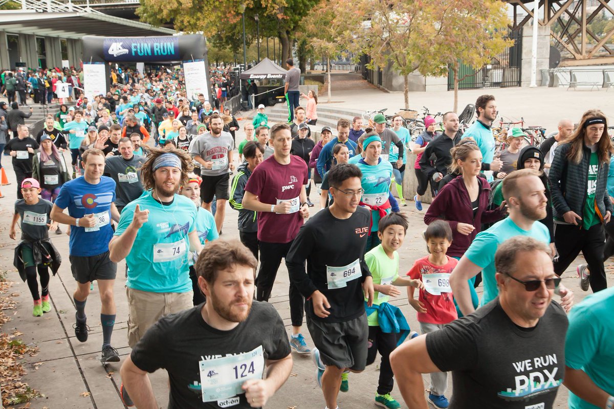 skfrostad's tweet photo. I had better check if there is any #4KRUN this year at the #NABShow ! I would have to start training asap then :)
@NABShow #fit #LasVegas https://t.co/sPmU1hxnxV