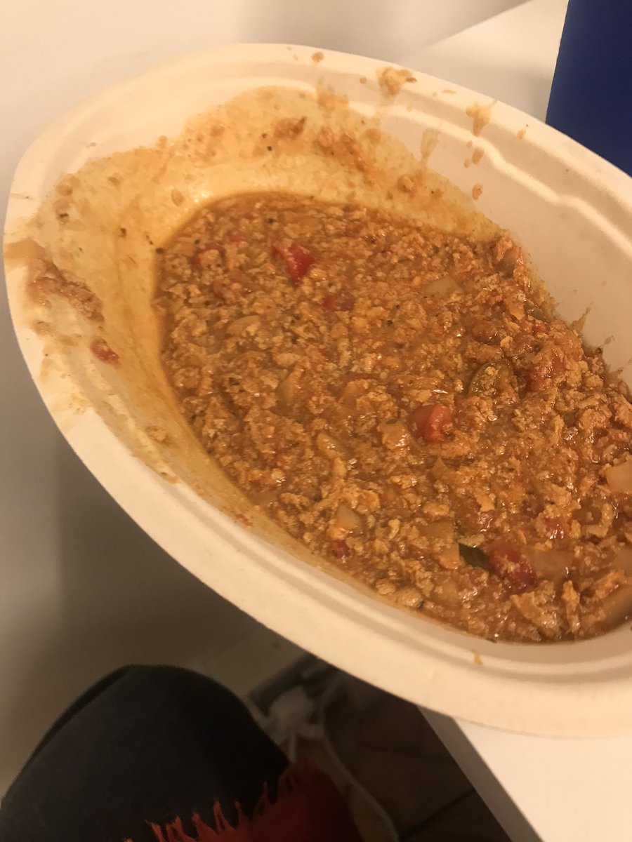 rapiercmedia's tweet photo. .@ChipotleUK I just ordered the Vegan bowl and this is what I received?!?! What a shame, was hungry and looking forward to lunch https://t.co/Sp7aU4yu2D