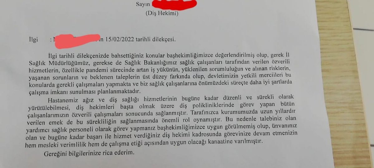 DisKamu's tweet photo. Tüm hukuki, tıbbi riskleri al. Yıpran. Alın terin isyanın olsun. Yazıya dök. 'Hekimliği bırakmak istiyorum' de. Sana 'size ihtiyacımız var' densin ama hala bir düzenleme yapılmasın. Bu kadar mı zor? @tcbestepe @drfahrettinkoca @HMBakanligi @hekimsen @hekim_birligi @Tabip_Sen https://t.co/rrySafwifS