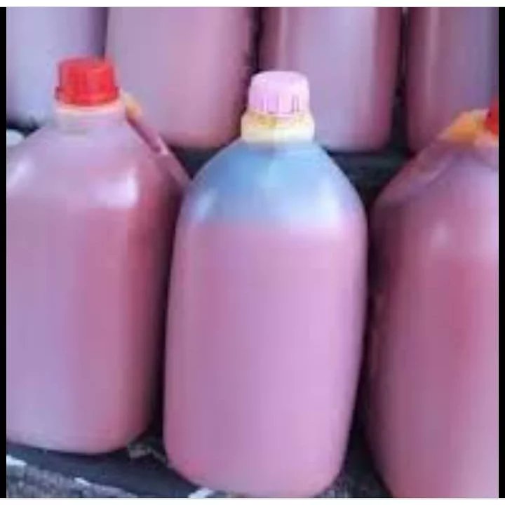foodostuff's tweet photo. We stock freshly milled #PalmOil we  deliver to US,UK,Europe,Dubai, Canada. #nigeriansabroad #babcock #ojota #instablog 
Retweet our customers are on your timeline https://t.co/eaW8XyAlPo