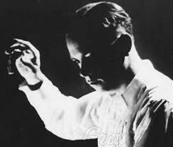 2 de Marzo del 1939.Muere el compositor Amadeo Roldán.