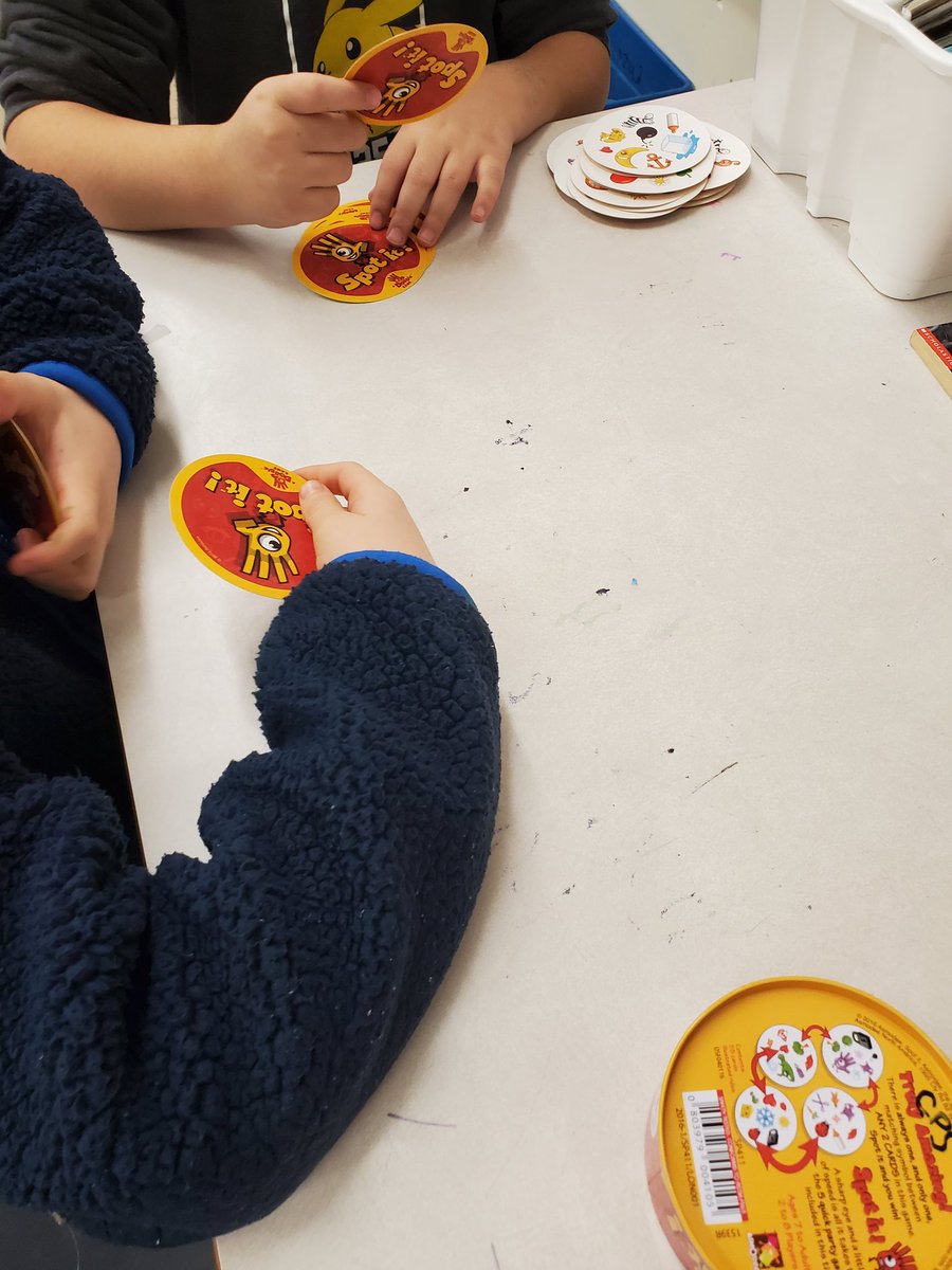 MrToddBoak's tweet photo. Keeping busy during indoor recess this morning! https://t.co/QwwwxEtCJI