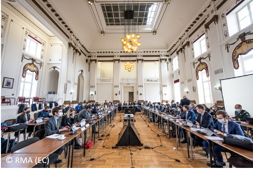 AStCBelDef's tweet photo. ๐ฃ In one of the many historic halls of our academy, the three-day Capstone exercise that we are conducting with the trainee diplomats of @BelgiumMFA has started.
Each of us has a specific role and in a fictional scenario we look at the options for the crisis in Mozambique. ๐ช๐บ๐ฒ๐ฟ https://t.co/cgFKlybsRH