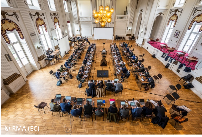 AStCBelDef's tweet photo. ๐ฃ In one of the many historic halls of our academy, the three-day Capstone exercise that we are conducting with the trainee diplomats of @BelgiumMFA has started.
Each of us has a specific role and in a fictional scenario we look at the options for the crisis in Mozambique. ๐ช๐บ๐ฒ๐ฟ https://t.co/cgFKlybsRH
