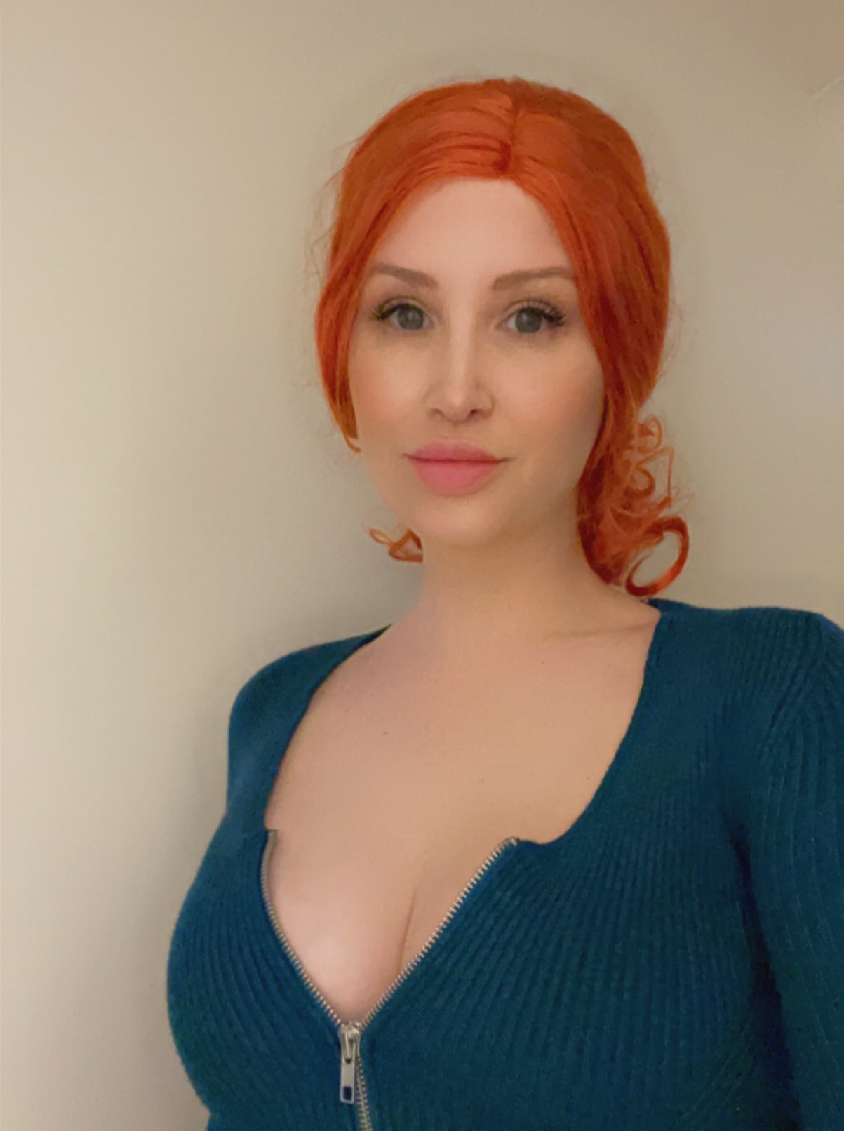 Lewd1sh ✈️ Twitchcon Vegas 🥳 på X: Come join Triss for Witcher Wednesday  on twitch 🥰 t.coGi885JJqyc  X