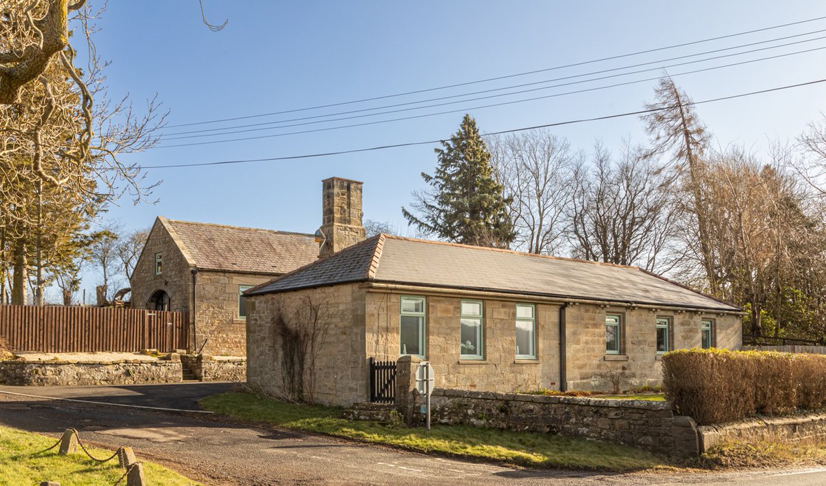 FinestProps's tweet photo. Shawdon Hill Cottage &amp; Coach House, Alnwick, Northumberland
4 bedrooms | 2 bathrooms | 3 reception rooms
A beautifully appointed cottage and separate coach house offering a lifestyle and business opportunity. Guide Price £595,000
Find out more >> https://t.co/OtnxMw4QN4 https://t.co/8tRgRt2cmi