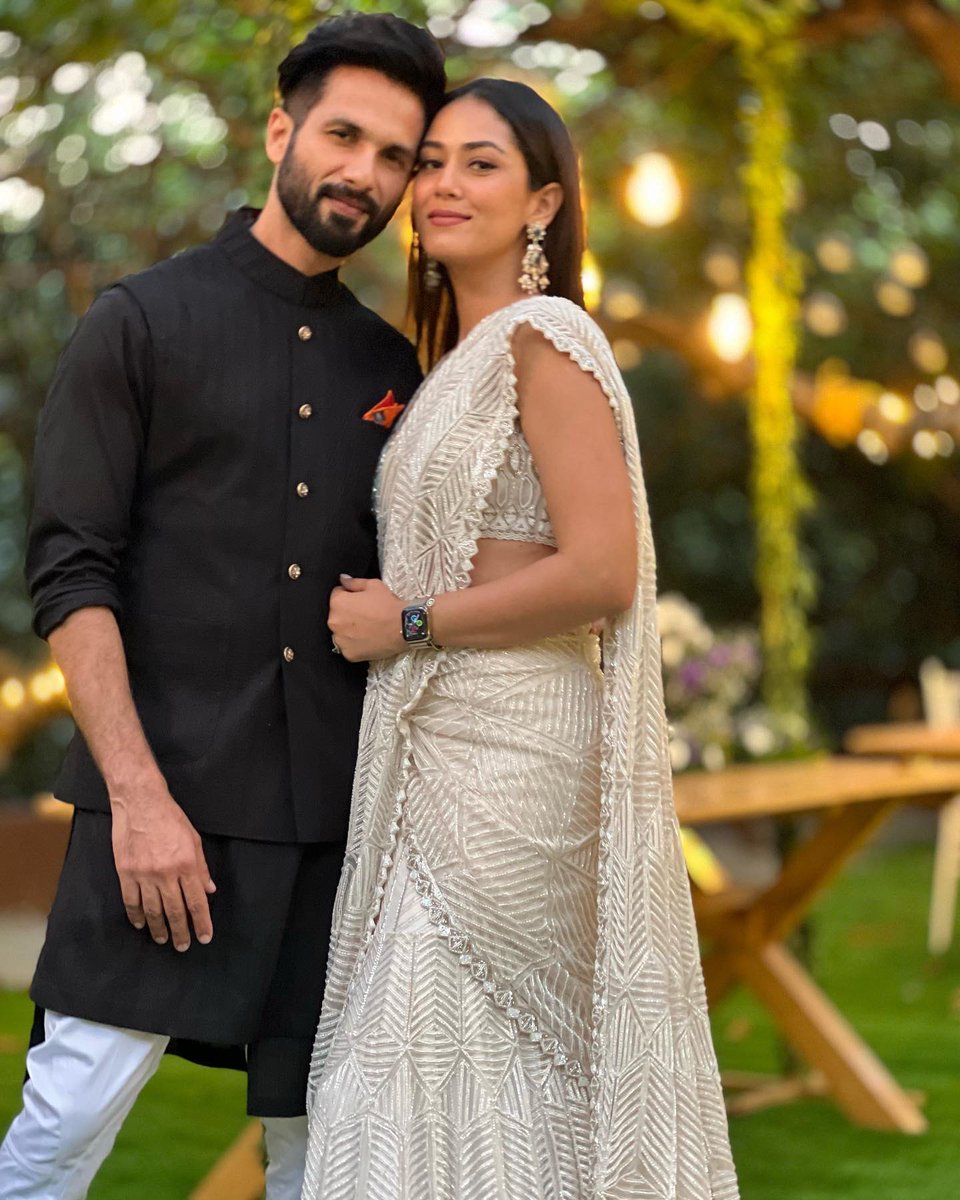 This picture of #ShahidKapoor and #MiraRajputKapoor has all our heart. ❤️