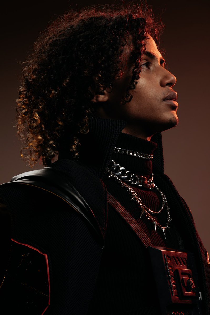 Kulturlesite_'s tweet image. 🚨LUV RESVAL annonce la sortie du projet « ÉTOILE NOIRE 2.0 » !

15 nouveaux titres, et des feats avec :

▫️Dinos
▫️Koba LaD
▫️Holly Evans

Disponible le 25 Mars.