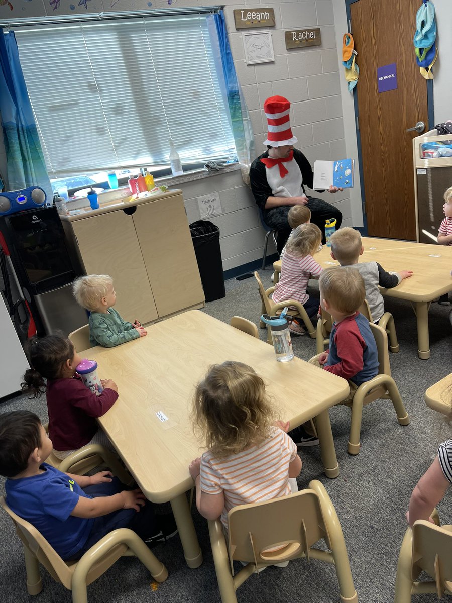 GISDbuccaneers's tweet photo. Story time with Cat in the Hat for Dr. Suess’s birthday! Thank you so much @CoachPullano 🥳 https://t.co/AjK3lDplZ8