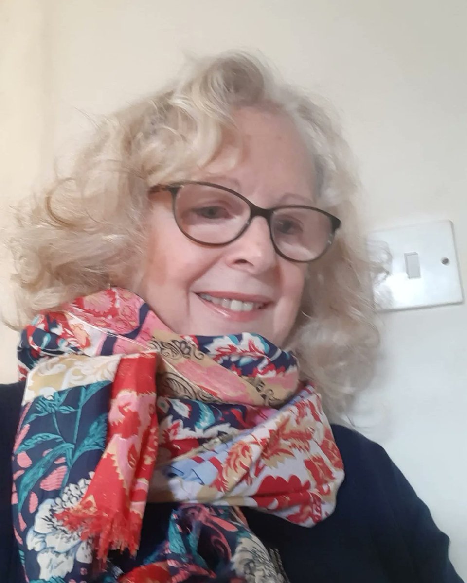 UrbanCountryCh1's tweet photo. Another great scarf made from Organic cotton and only 15.99 
Really pretty with oriental flowers. 

#floral #oriental #scarfs #cotton #urbancountrychic #accessories #ladiesfashion https://t.co/olJyDmtdWZ