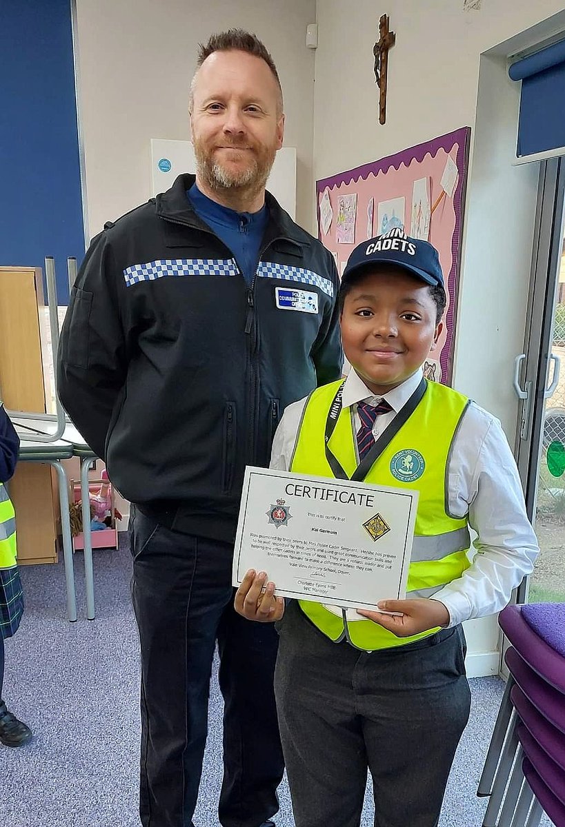KentPoliceDover's tweet photo. First Aid training and promotion for one lucky #MiniPoliceCadet to Mini #Cadet Sgt. All go this week at #StRichardsCatholicPrimarySchool. Supervised by Staff Karen Wallis & #YouthEngagementOfficer Mark Ball. https://t.co/FSHEQgzB39