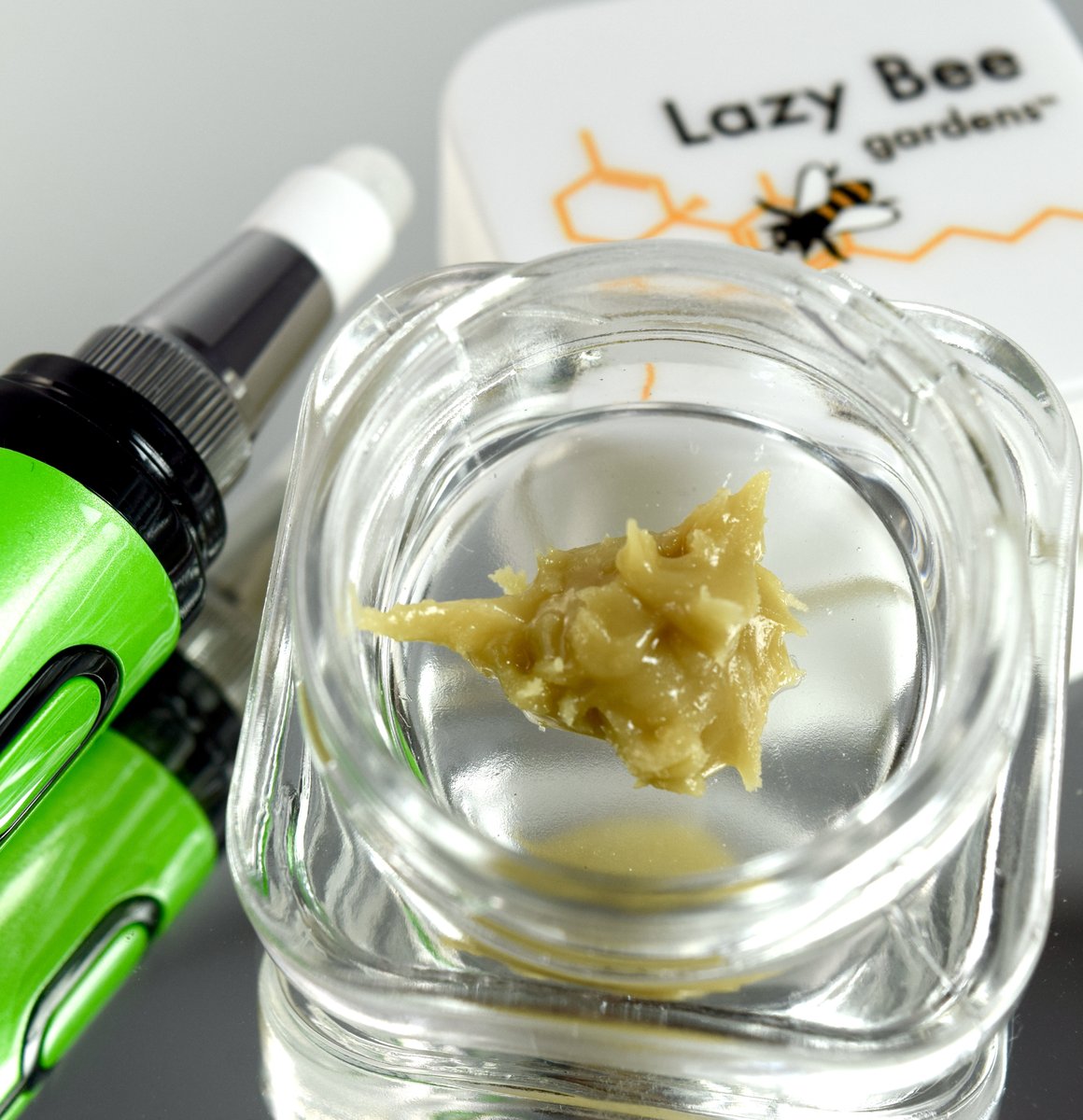 SeattleHashtag's tweet photo. The new Lazy Bee Gardens hash rosin is in! Just in time, since they’re in our special collection this week.
This new line of hash rosin is quickly becoming a staff favorite!
#hashtagcertified #lazybeegardens #hashrosin #newnew #hashtagfamily #stafffavorite #miraclealiencookies https://t.co/BvxOhRLKJL