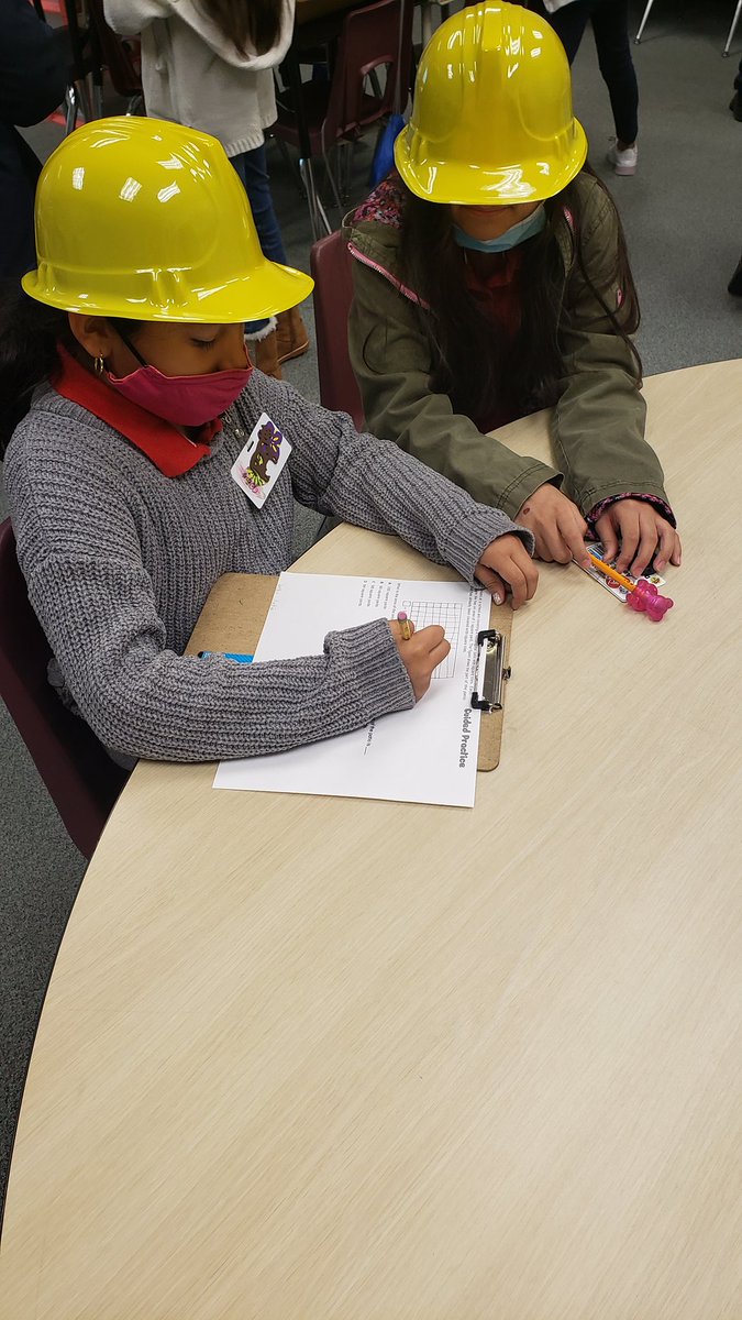 Ms.Alicea tweet media