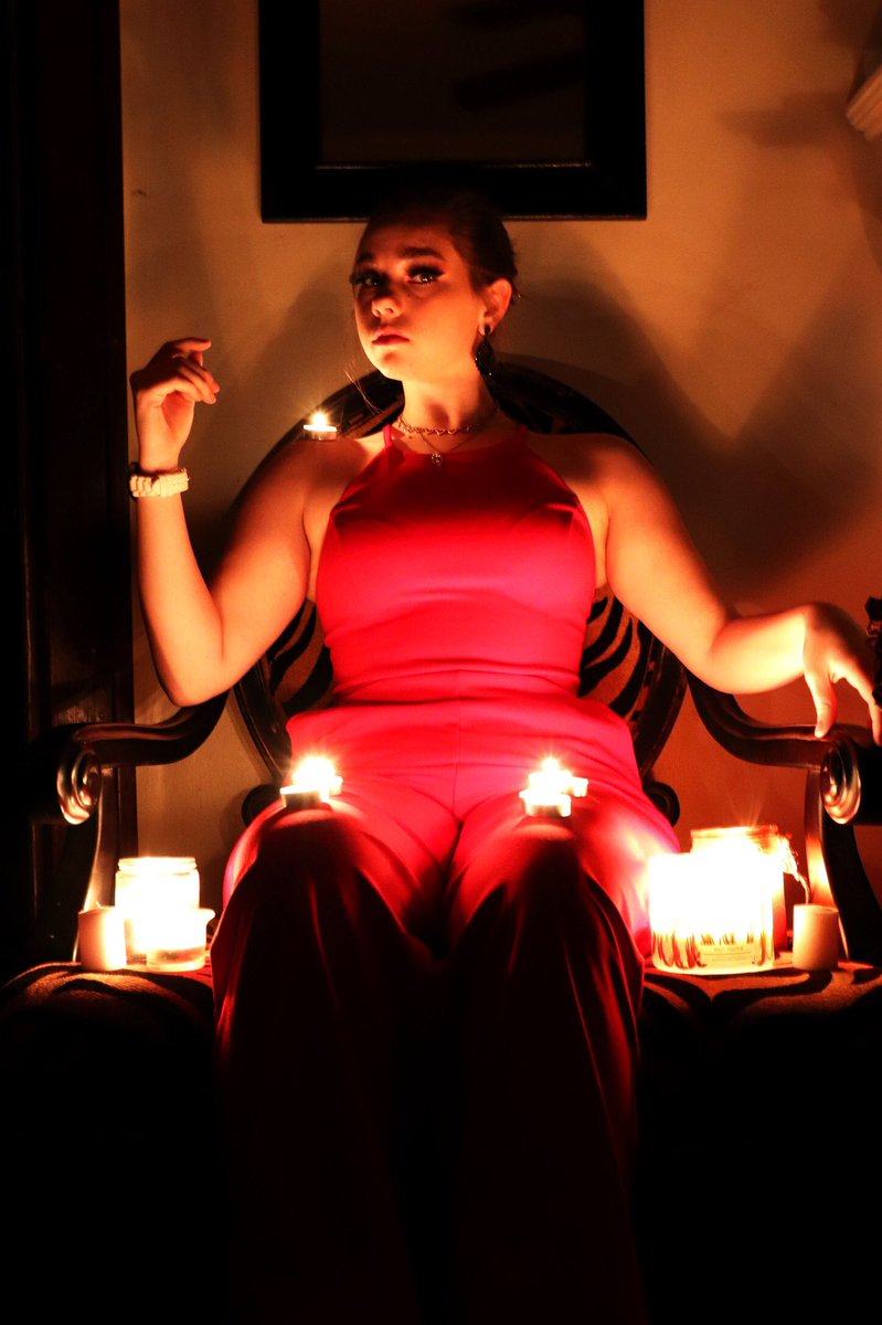 BrennahGuinn's tweet image. @karenmcamp #lightshadows