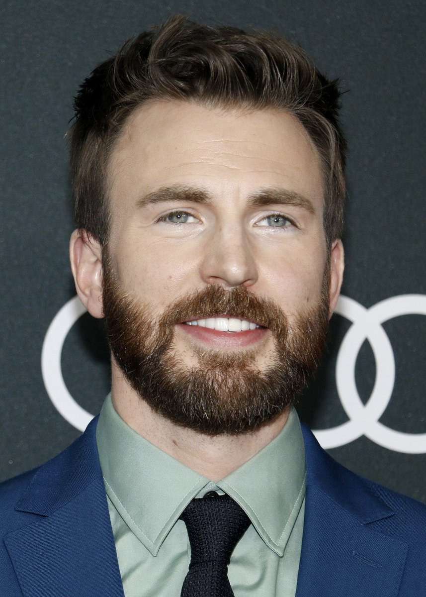 lovefunhub's tweet photo. Honestly just wishing I could dig my teeth into these rn 😩😩 #candy #chrisevans #heycandy https://t.co/QltWpOLrVY