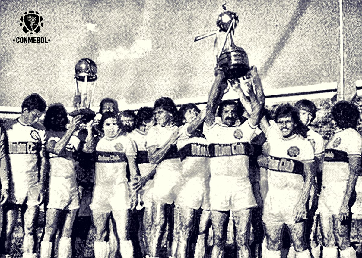 CONMEBOL's tweet photo. ¡42 años de la inolvidable gesta deportiva del Olimpia para el fútbol sudamericano! ⭐️🏆

Con goles de Alicio Solalinde y Miguel Michelagnoli derrotaba 2-1 al Malmö sueco y escribía su nombre con letras doradas entre los grandes del fútbol mundial.

¡Felicidades, @elClubOlimpia! https://t.co/XIL3FY0GVM