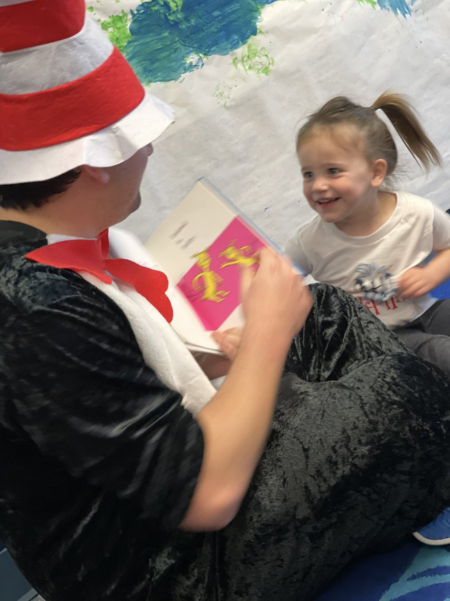 Story time with Cat in the Hat for Dr. Suess’s birthday! Thank you so much <a href="/CoachPullano/">Coach Jason Pullano</a> 🥳