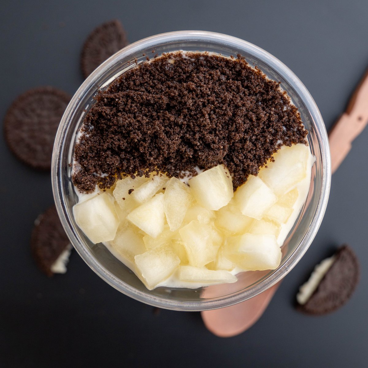 vadout's tweet photo. Mil x Oréo 🍫 x Melons = Bissé ❄️⁣
Bon appétit 😊. ⁣
Commandez au 70343170 ou faites vous livrer via Gozem et Kaba Delivery📱.⁣
⁣
#Bissé #MoreThanAYoghurt #Yaourts #Dèguè #Madeintogo #Yummy #AfricanFood https://t.co/tisZweDhS2