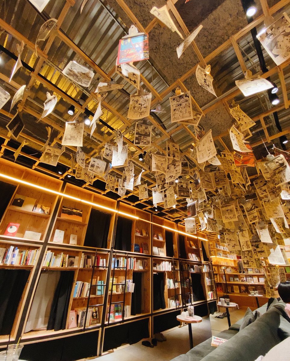 ☕️ @ Book and Bed Shinjuku

#cafehopping
#カフェ巡り