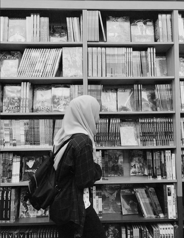 Fuzuli_hayati's tweet photo. « Chaque livre que vous lisez meuble le jardin de votre cœur dans lequel votre âme s’épanouit telle une fleur.» https://t.co/EPWM7iXErL