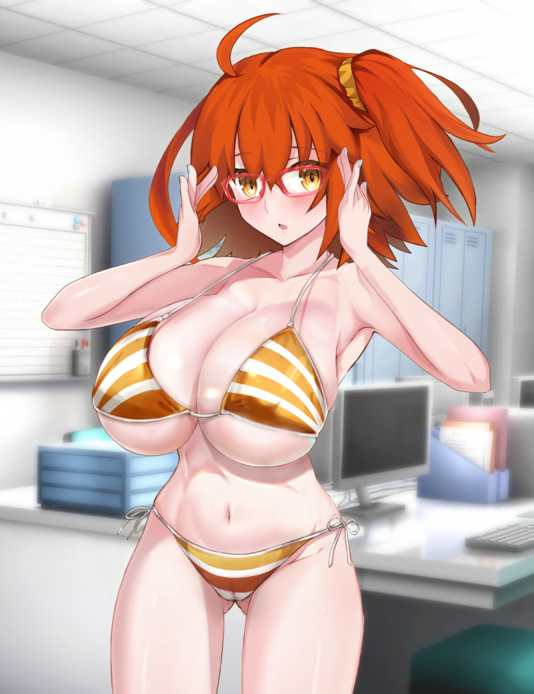 水着礼装で「15人の理知的なメガネたち」に挑むぐだ子ちゃん

#FGO 