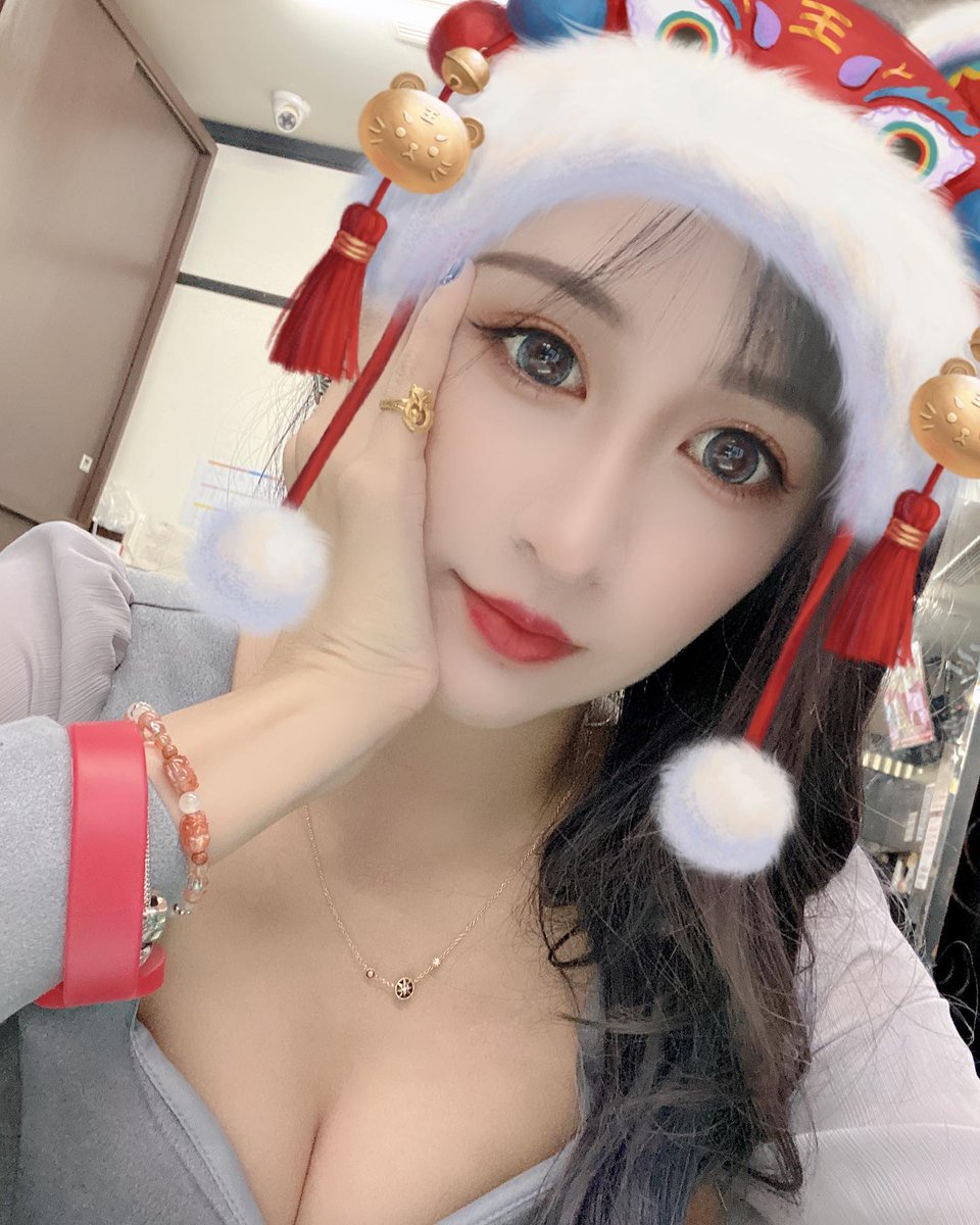 Anna5461454's tweet photo. today🤡🤡 https://t.co/A0vUzmx4WO