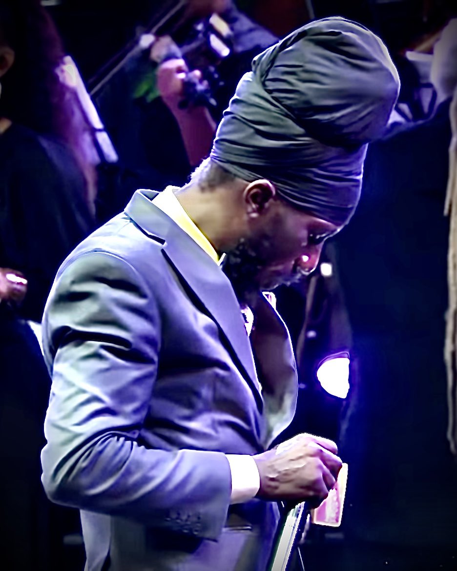 khanguits's tweet photo. Rise to the occasion with Sizzla Kalonji Reggae Month 2022 @SizzlaKalonji https://t.co/w7zGo2EqKL