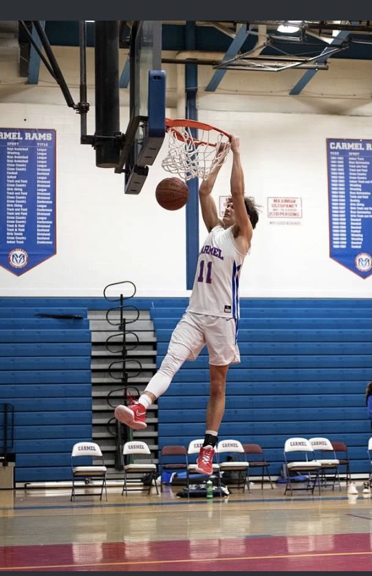 Congrats to Captain Nick DiLeo for earning his All-league All-Conference selection. He averaged 20pts 12reb 3 blocks a game. He was dominant in all 21 games and just missed scoring 400pts this season. #TheDude #ShouldBeAllSection