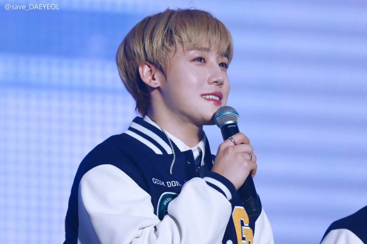 save_DAEYEOL's tweet photo. 햇살처럼 밝은 장준이의 생일을 축하해💖

#장미보다_예쁜_쭈니생일_축하할_준비완료
#장준이_생일에_하트남발_퓨퓨 https://t.co/BCT3WY90w1