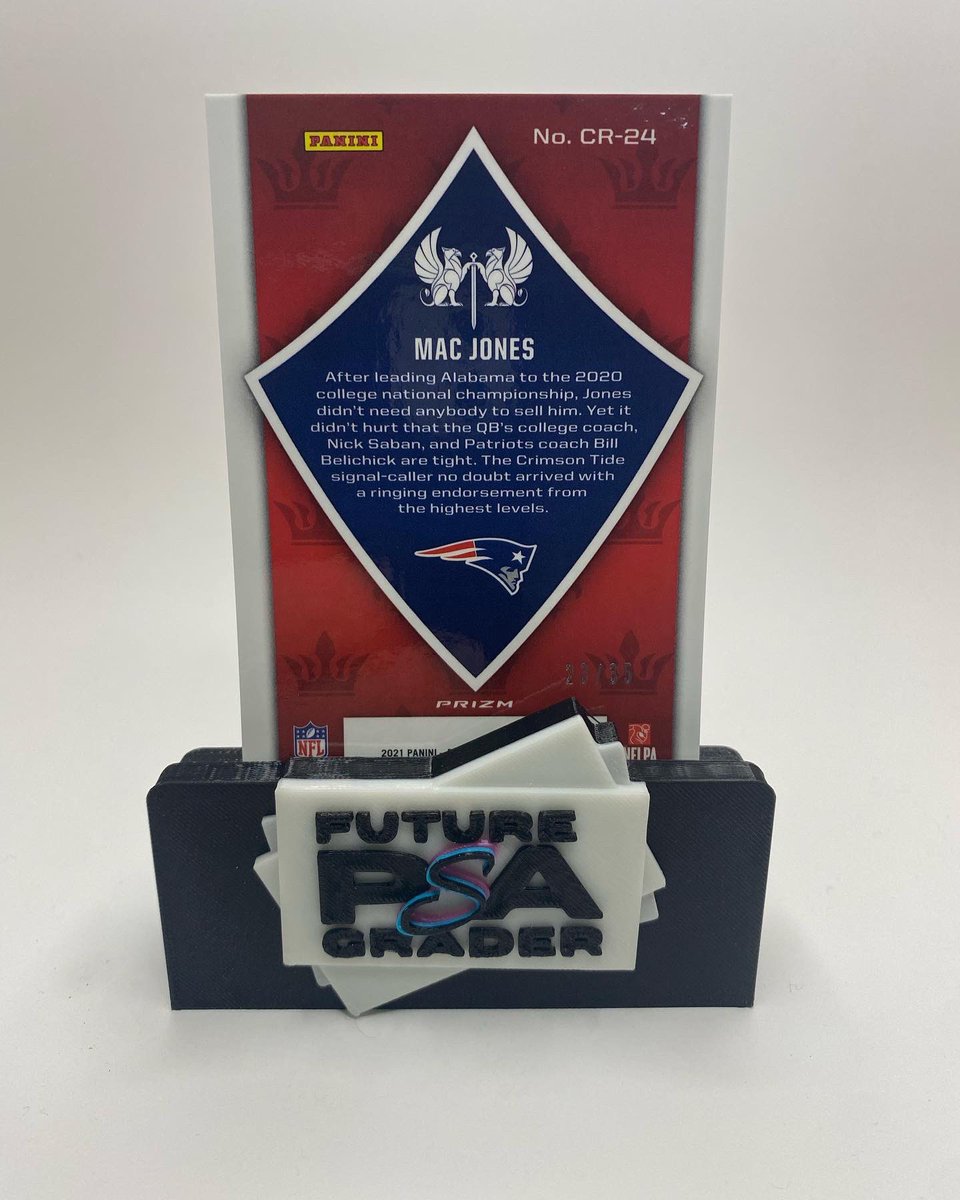 Mac Jones /35 and tons of other Prizm parallels from last night’s break. Rookies &amp; Stars refuses to disappoint!

#sportscards #whodoyoucollect #thehobby #panini #tradingcards #paniniamerica #footballcards #nfl #rookiecard #prizm #downtown #rookie #psa