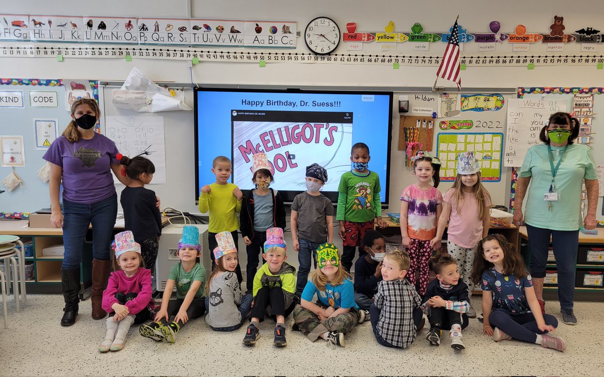 slcholis's tweet photo. Happy Wacky Wednesday! Look closely at all the Wacky ways we dressed today!@CongerCasey #DrSeussbirthday https://t.co/VecXR9ITvQ