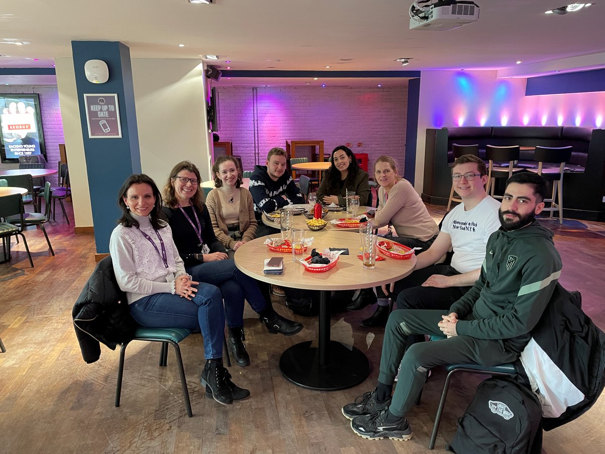 Dr Lisa Lione (@lionelabuh) on Twitter photo Lunchtime social ‘lab meeting’ with PIs and PGRs <a href="/Ellehouse/">Elizabeth House</a> today #researchcommunity 😀<a href="/uniofhertslms/">Uni of Herts LMS</a> <a href="/UnivHertsBAND/">Biosciences University of Hertfordshire</a> <a href="/DimitriadiLab/">Dr Maria Dimitriadi</a> Lunchtime social ‘lab meeting’ with PIs and PGRs <a href="/Ellehouse/">Elizabeth House</a> today #researchcommunity 😀<a href="/uniofhertslms/">Uni of Herts LMS</a> <a href="/UnivHertsBAND/">Biosciences University of Hertfordshire</a> <a href="/DimitriadiLab/">Dr Maria Dimitriadi</a>