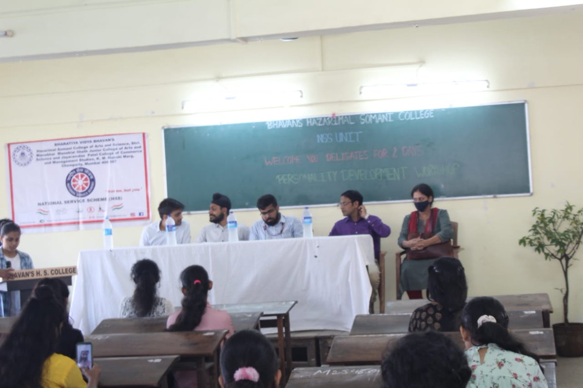 abvpgirgaon's tweet photo. ABVP South Mumbai in association with SFD and NSS Unit of bhavans college has organised a 2 day Personality development camp. Speakers Nilesh tharwani ABVP Mumbai Media Convenor, Guridit Vohra ABVP Mumbai Joint Secretary guided the participants on day one. https://t.co/5K68EZOwjg
