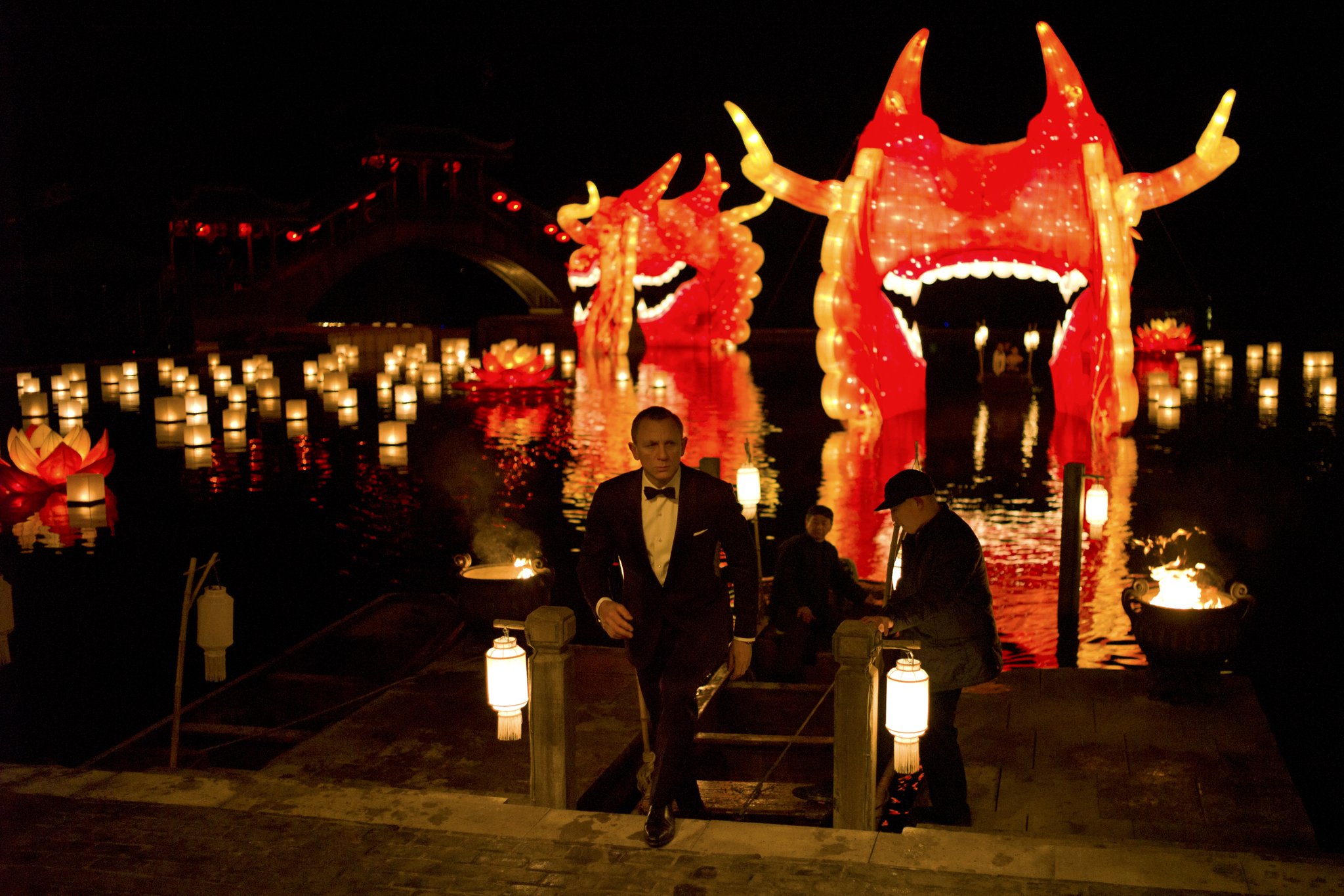 Happy Birthday, Mister Bond. Wishing Daniel Craig a very happy birthday! 