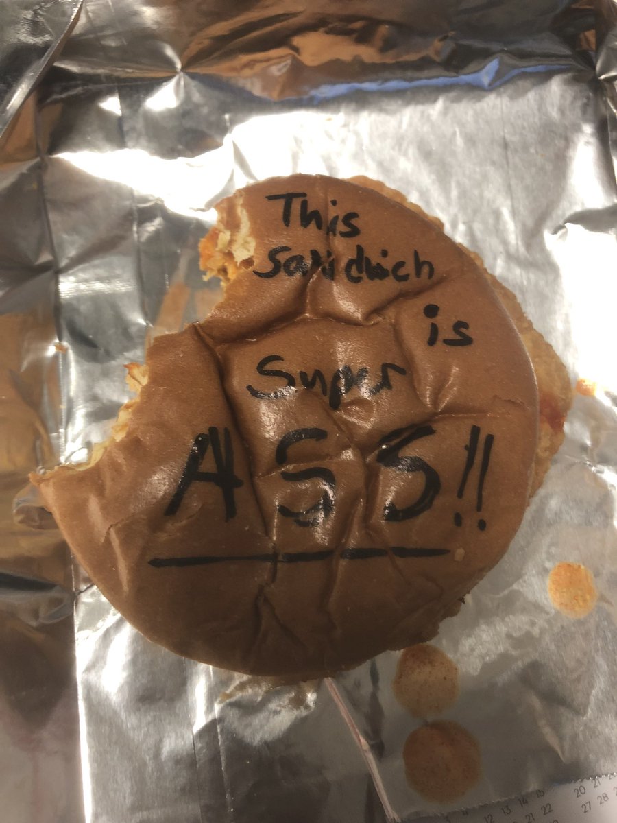 BreakStopBox72's tweet photo. Good Morning to EVERYBODY right now except Putin for invading Ukraine 🇺🇦 and @Popeyes for this raggedy ass Fish Sandwich y’all served to me yesterday. The @UN and @NATO should invade ya kitchens for serving this bullshit to the public. #notrightatall #stillmad https://t.co/iILfHhvi48