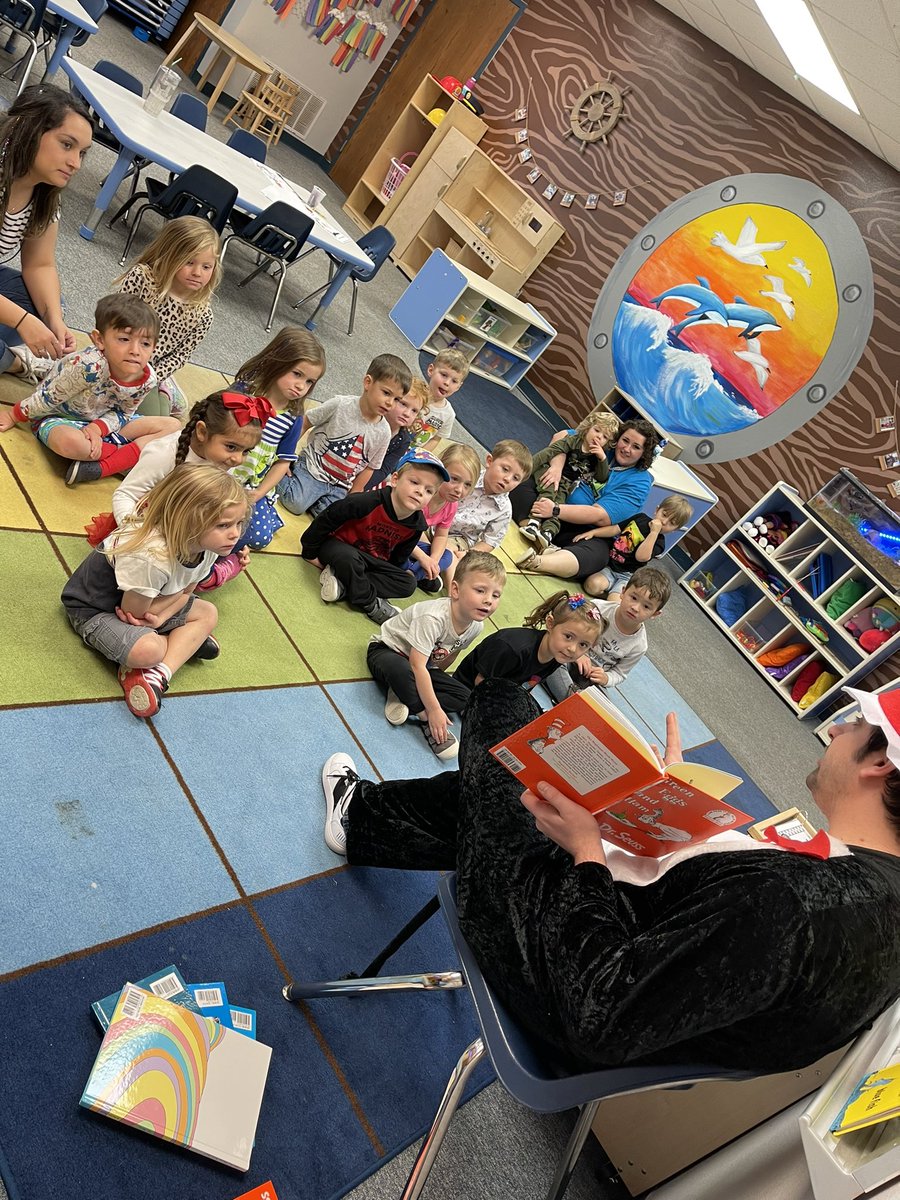 Story time with Cat in the Hat for Dr. Suess’s birthday! Thank you so much <a href="/CoachPullano/">Coach Jason Pullano</a> 🥳