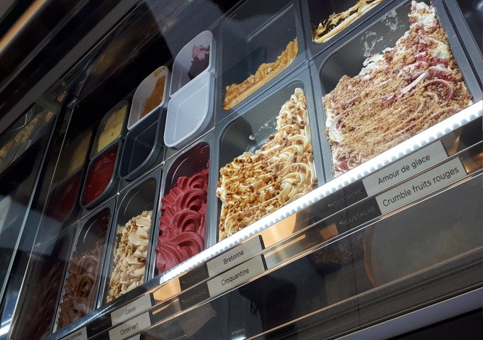 Gourmandises.... une petite cr&egrave;me glac&eacute;e ??? Hmmm et sur le corps un d&eacute;lice🤩😈🤪 https://t.co/MYph06Dl