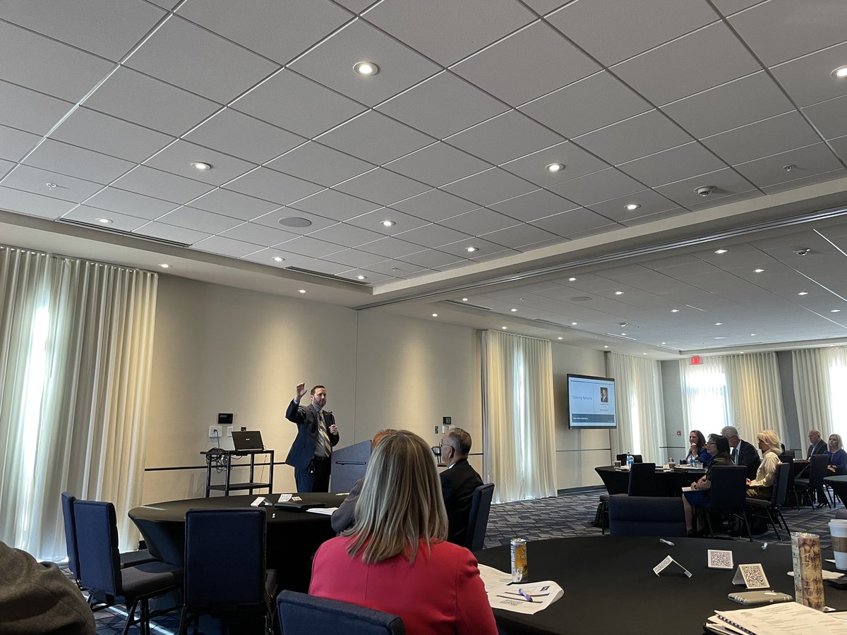 glaposa's tweet photo. .@MardyLeathers kicks off 2022 CLEO Summit, inviting leaders across Missouri’s public workforce system to think systemically about how we work to create pathways to good jobs and support sustainable employment. #MoWorkforce https://t.co/ZJLBF6sobe