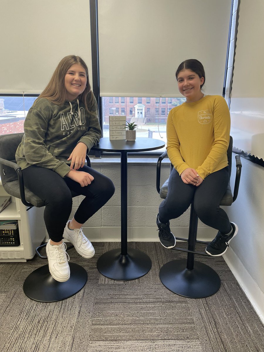 Thank you, <a href="/pta_memorial/">Memorial Middle School PTA</a>, for the beautiful contribution to our classroom!  We’re all so excited about the collaboration that will happen at this table!  #onceacard