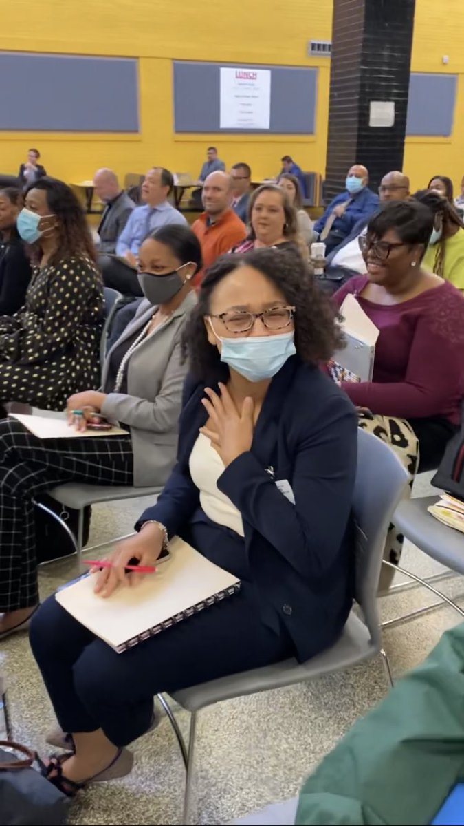 Julia Dimmitt tweet media