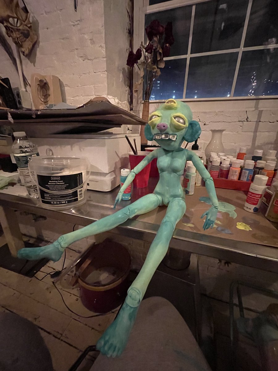 3K twitter creatures giveaway time!!
We're so thankful for our growing community and want to give away a commemorative 1/1 NFT!

To enter:
1⃣ Follow <a href="/AvgCreatures/">Average Creatures 🧛🏻‍♂️🤖👻👽💀👨‍🚀🧟‍♂️👾</a> &amp; <a href="/KJerzykPhoto/">Karen Jerzyk</a> 
2⃣ Like &amp; RT
3⃣ Tag 3 Frens who need to hear about us

Winner will be selected Friday!
🥳💝🎂👊🏽